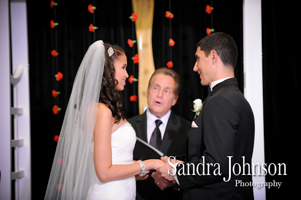 Best Maggiano's Orlando wedding photographer - Sandra Johnson (SJFoto.com)